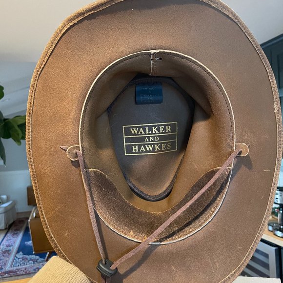 Walker & Hawkes Outback Antique Leather Hat - Picture 8 of 8